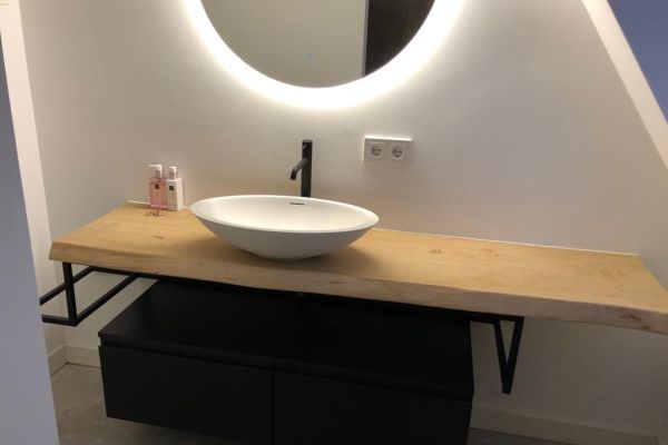 Toffe badkamer meubel