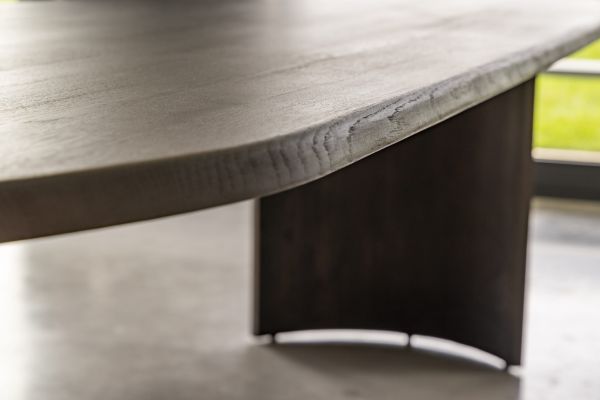 Rechthoekige eiken tafel