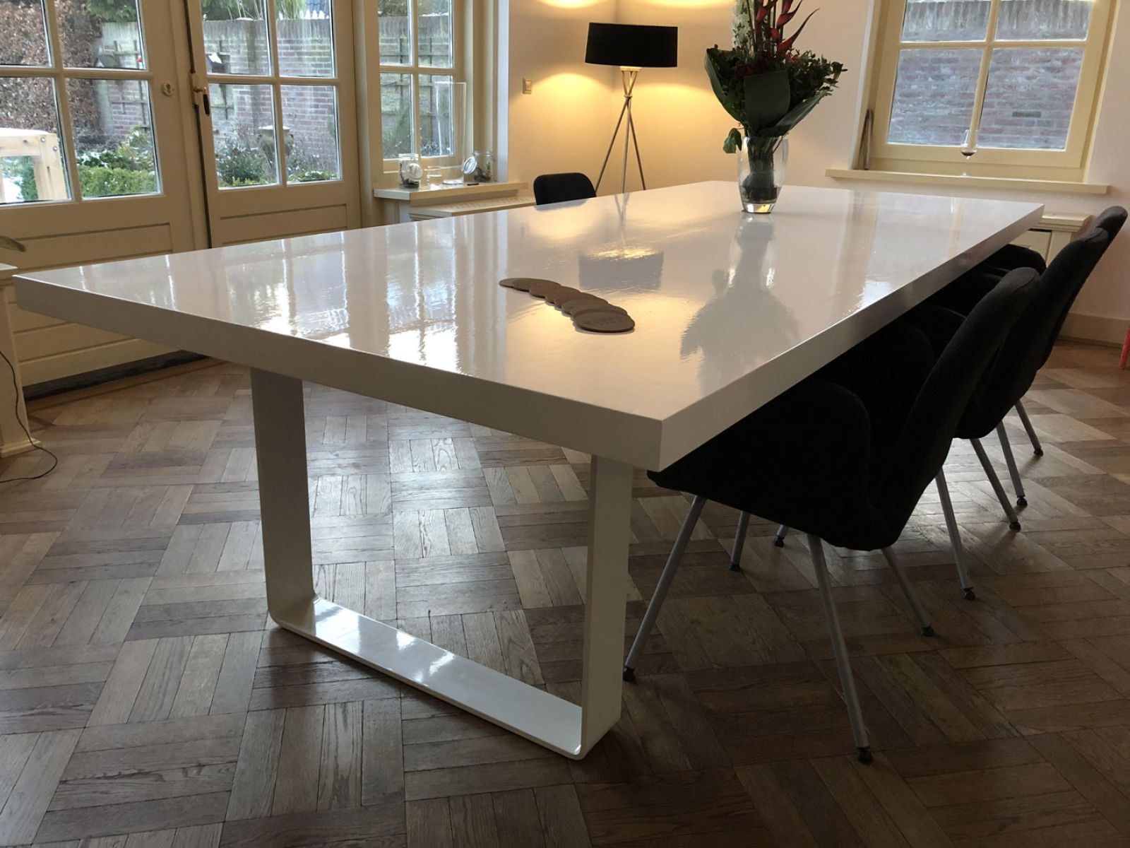 Toffe Tafel wit hoogglans eiken
